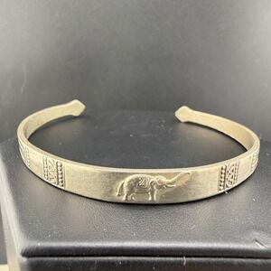 Vintage Cuff Bracelet Silver Tone Elephant 8"